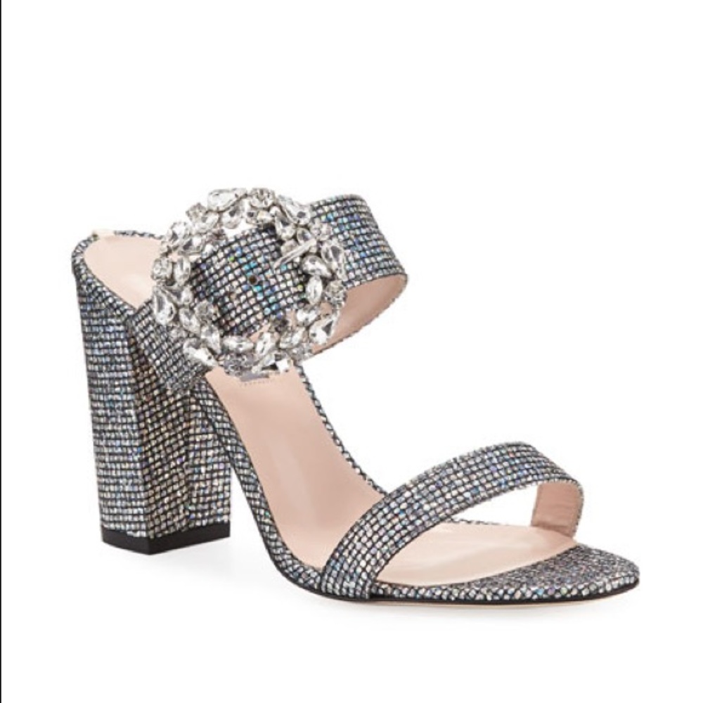 ISO!! SJP Celia heels
